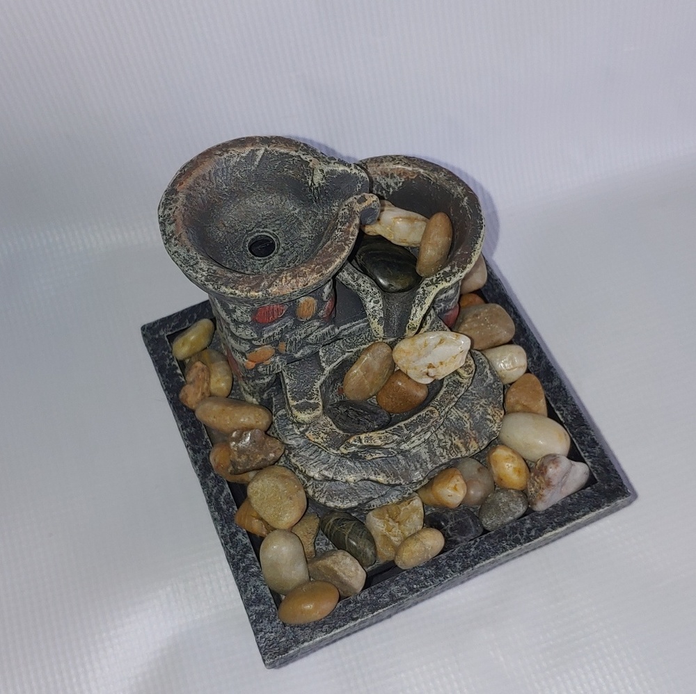 7" Battery Operated Desktop Water Feature